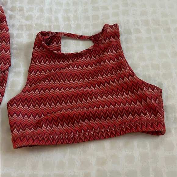 Burnt orange Zigzag Pattern Leggings and sports bra set - Picture 2 of 7